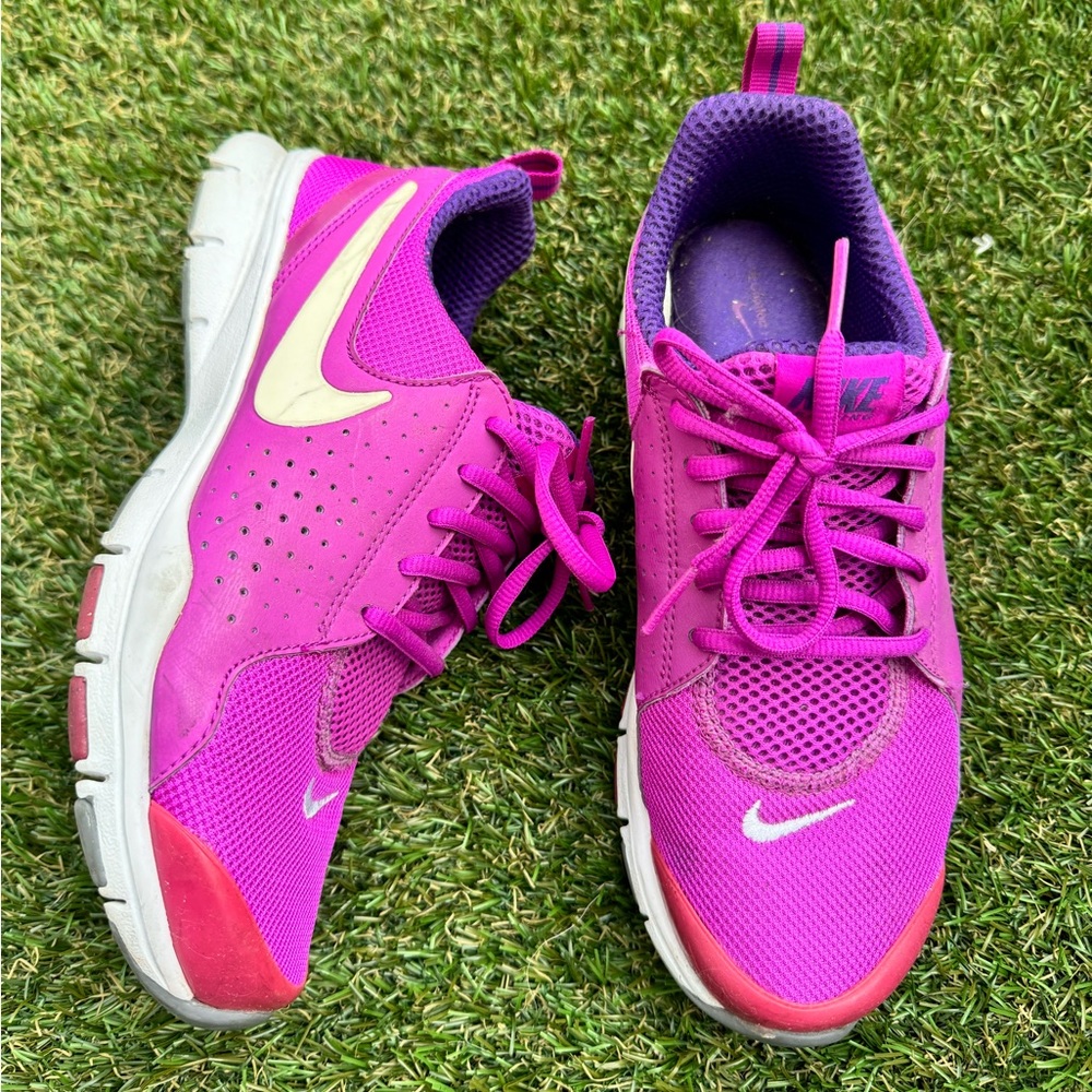 2012 Womens Nike In Season TR Purple/White Running Shoes! Size 6 US 36.5 EU